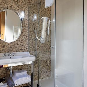 Klassieke Kamer met Twee Aparte Bedden